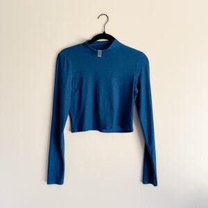 Beyond Yoga Blue Gem Moving On Space Dye Long Sleeve Mock Neck Crop Top Medium